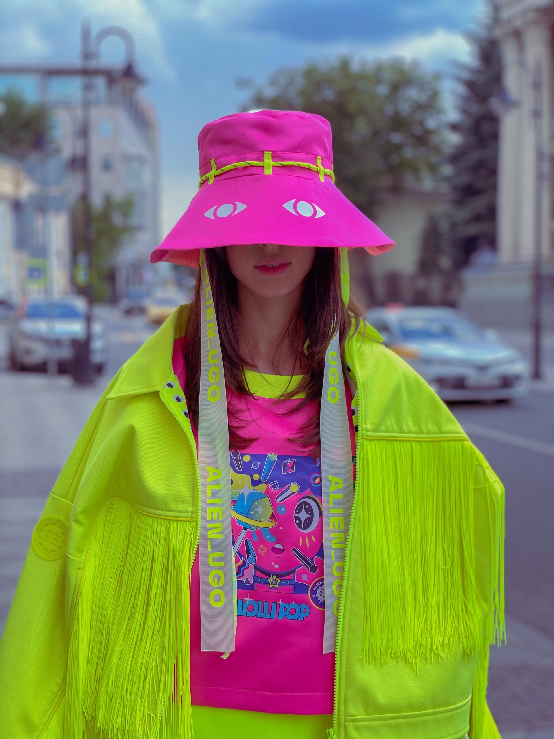 Top 5 Women Fashion Hacks to Steal the Spotlight