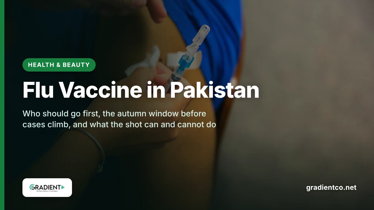 Flu vaccine in Pakistan: a health worker gives a flu shot in the upper arm ahead of the winter influenza season